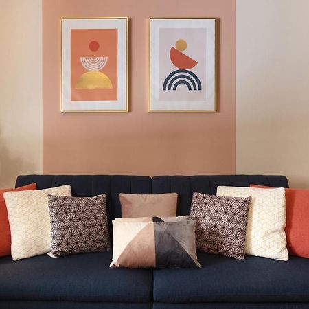 Marina Zeas Apartment By The Sea Пирея Екстериор снимка