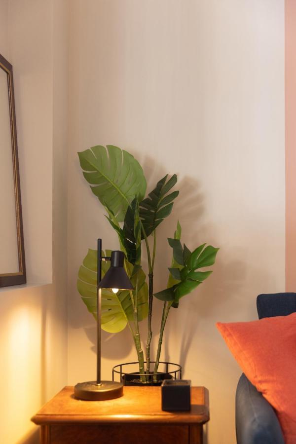 Marina Zeas Apartment By The Sea Пирея Екстериор снимка