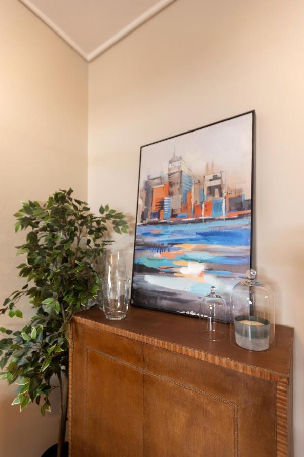Marina Zeas Apartment By The Sea Пирея Екстериор снимка